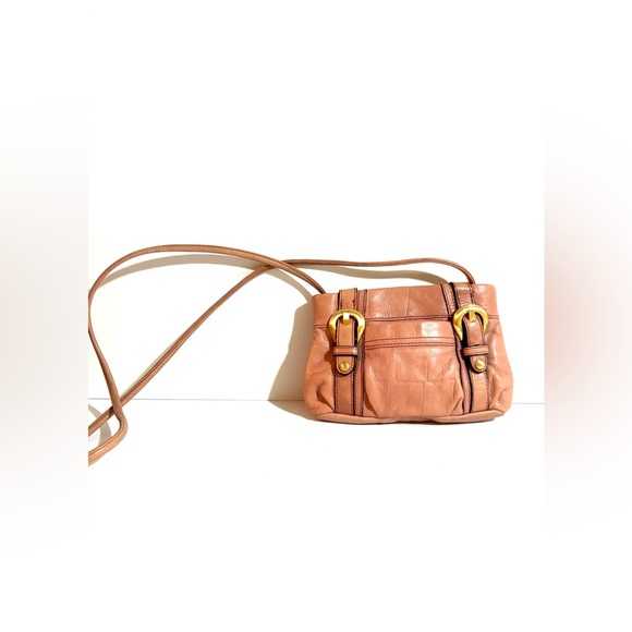 B.marowsky Warm Tan peach Leather Crossbody Bag with Rounded Edges - Picture 1 of 8